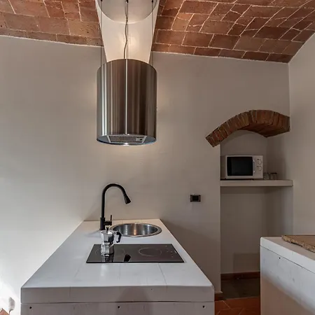 Characteristic Flat In A Borgo Apartment Cerreto Guidi