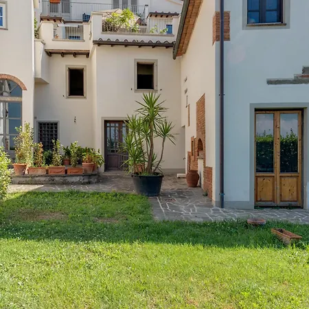 Apartment Characteristic Flat In A Borgo
