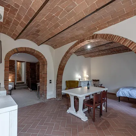 Characteristic Flat In A Borgo Apartment Cerreto Guidi
