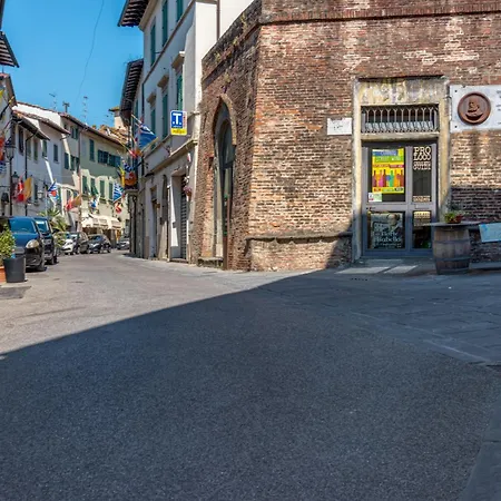 Apartman Characteristic Flat In A Borgo Cerreto Guidi