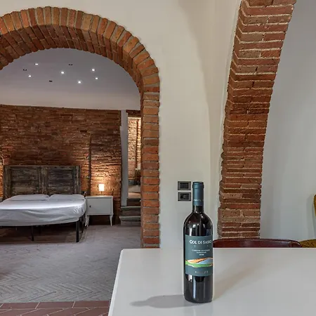 Characteristic Flat In A Borgo Apartman *
